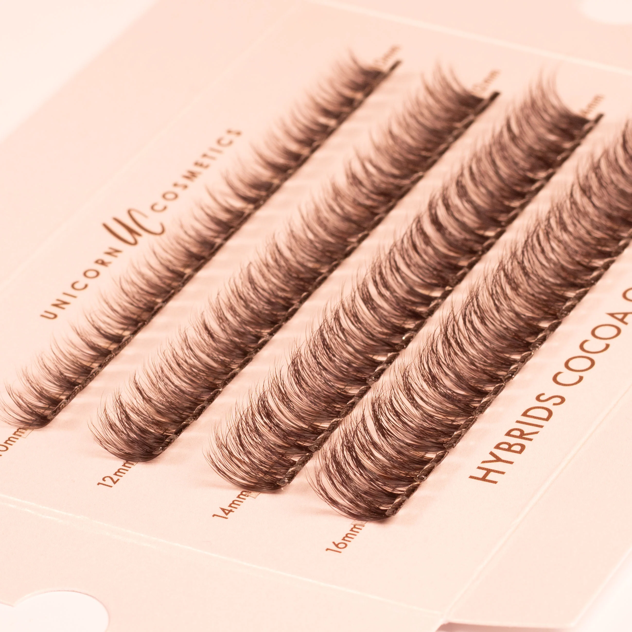 Hybrids in Cocoa Ganche Super Pre-Glued Lashes - Image 6