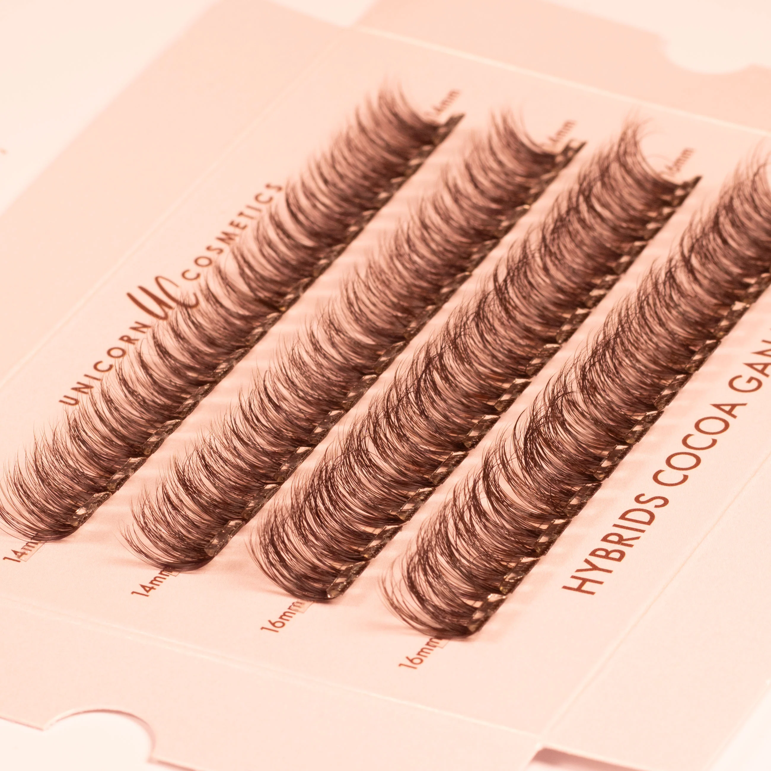 Hybrids in Cocoa Ganche Super Pre-Glued Lashes - Image 12